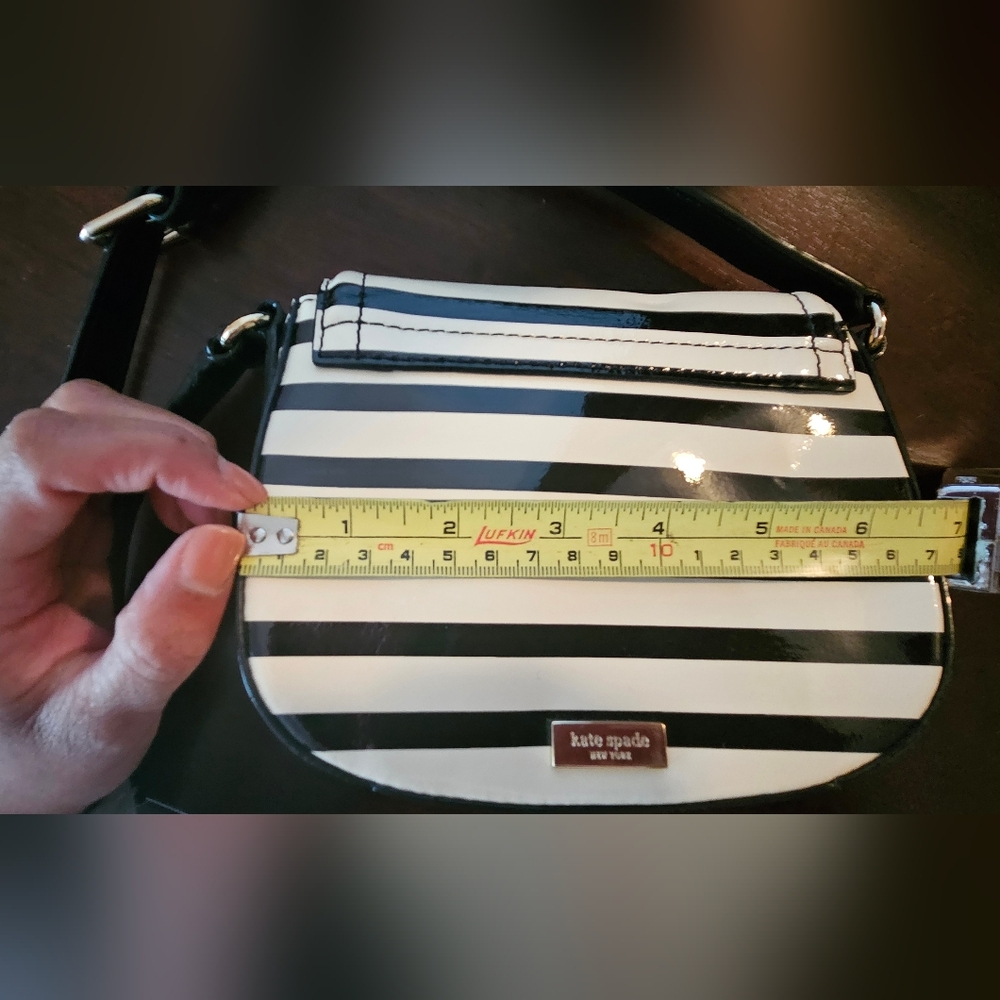 Kate Spade Chelsea Park Black and White Striped Crossbody Bag - Picture 5 of 12